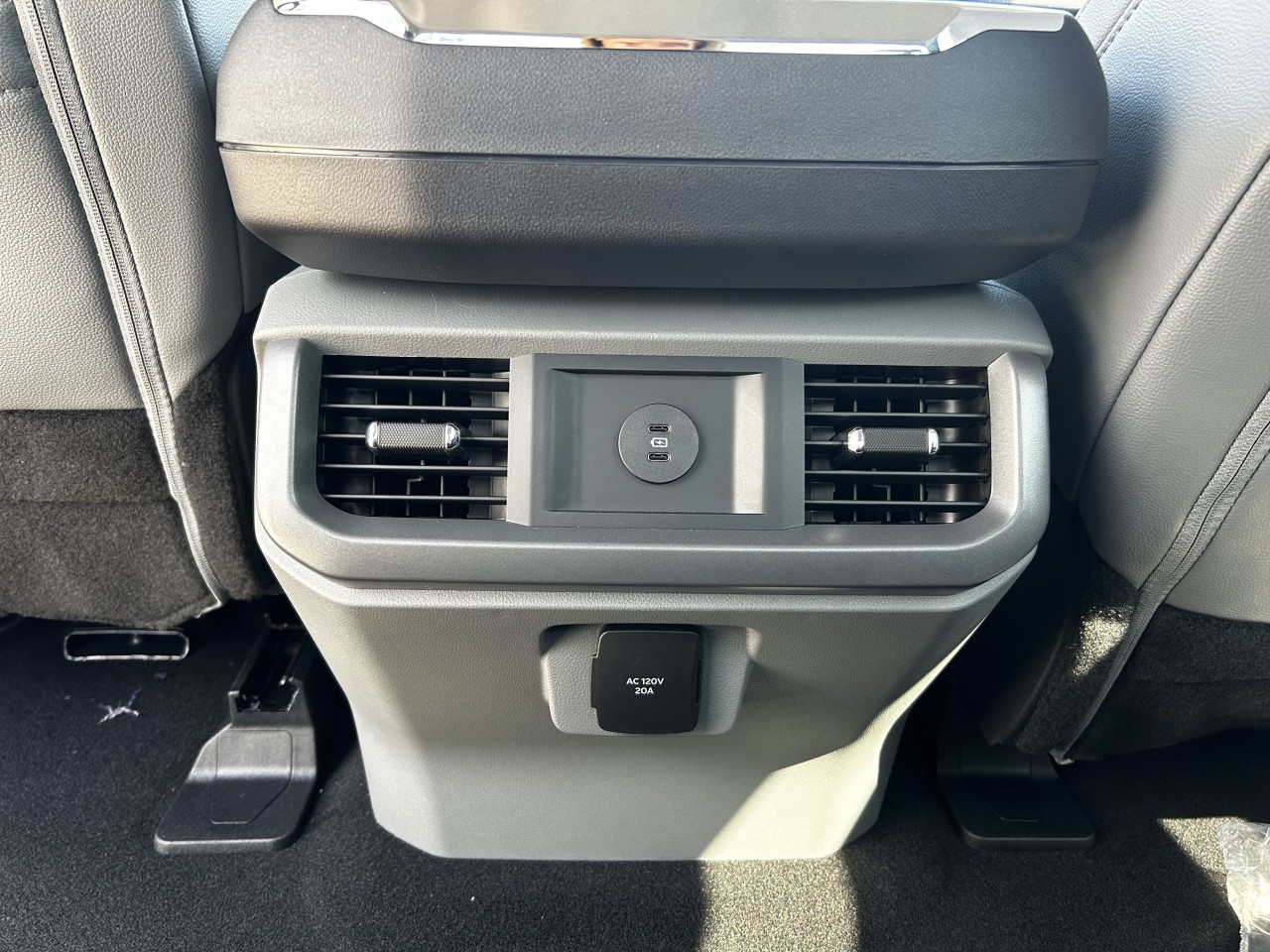 2025 Ford F-150 Lightning FLASH Main Image
