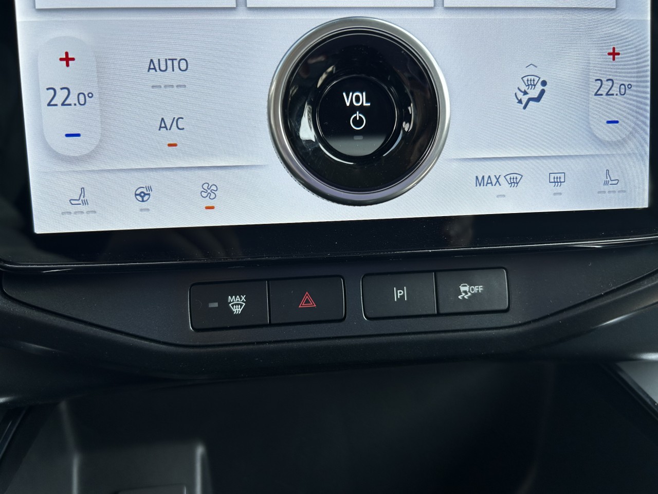 2025 Ford F-150 Lightning FLASH Main Image