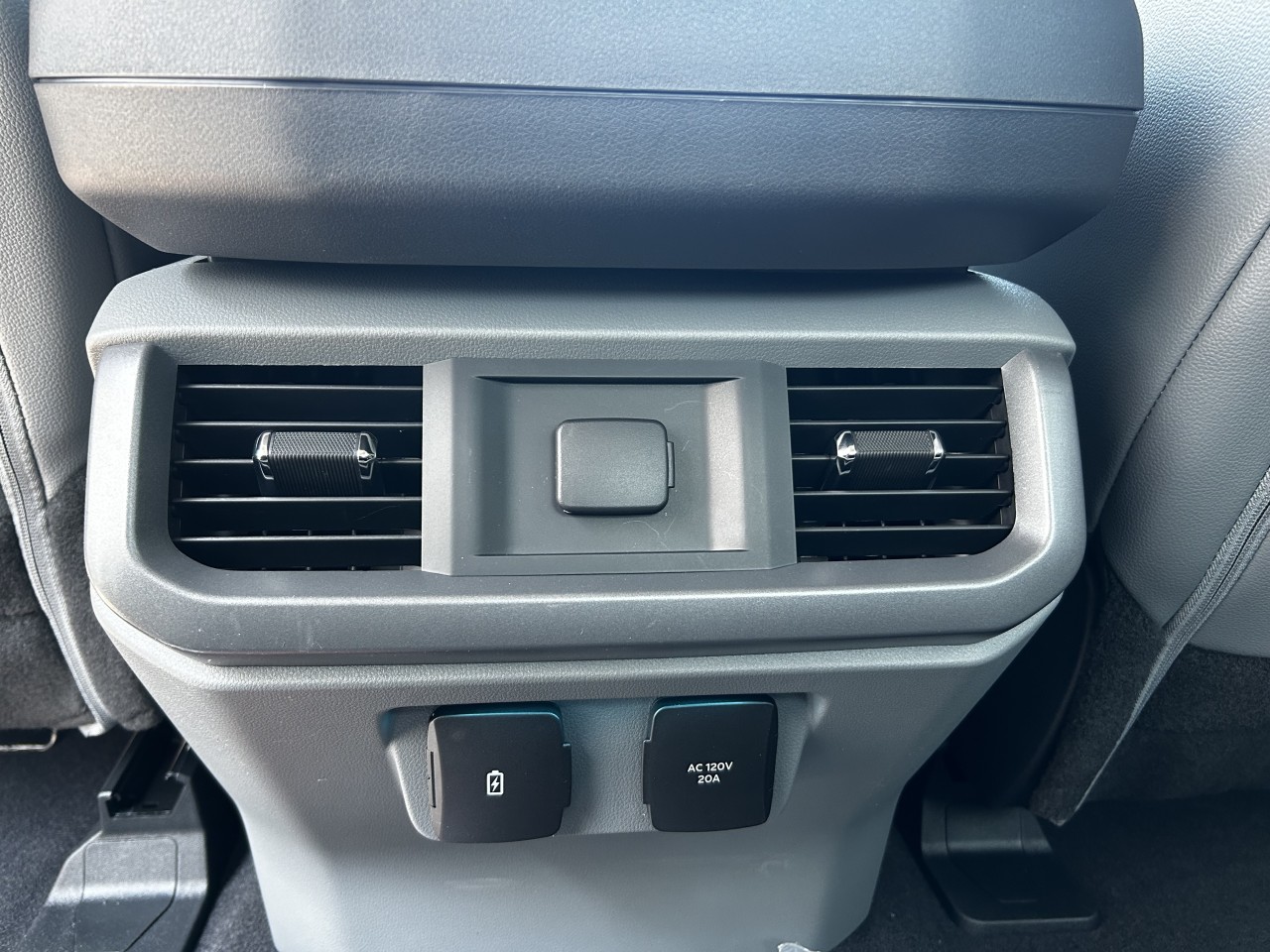 2025 Ford F-150 Lightning  Main Image
