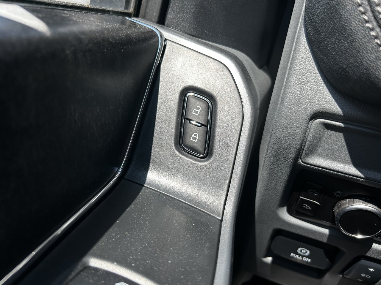 2025 Ford F-150 Lightning  Main Image