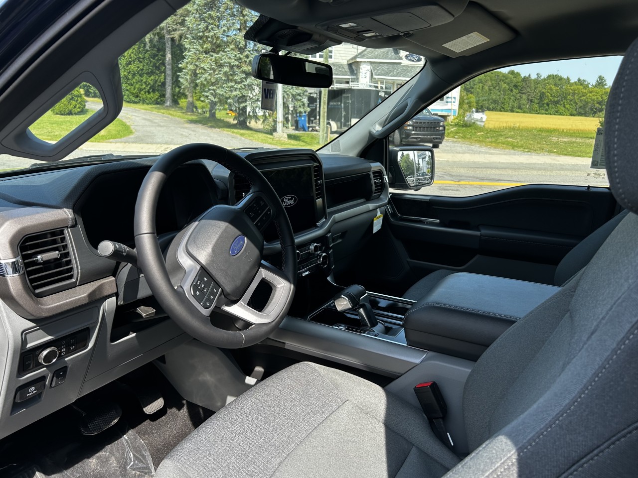 2025 Ford F-150 Lightning XLT Main Image