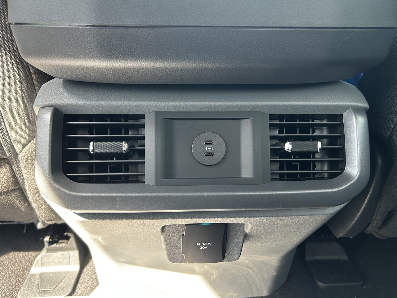2025 Ford F-150 Lightning XLT Main Image