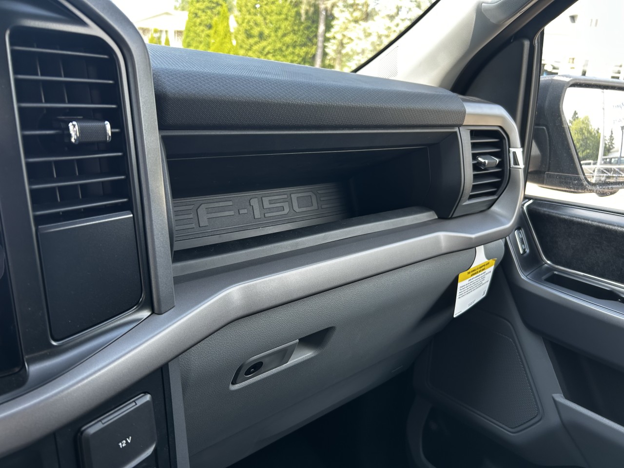 2025 Ford F-150 Lightning XLT Main Image