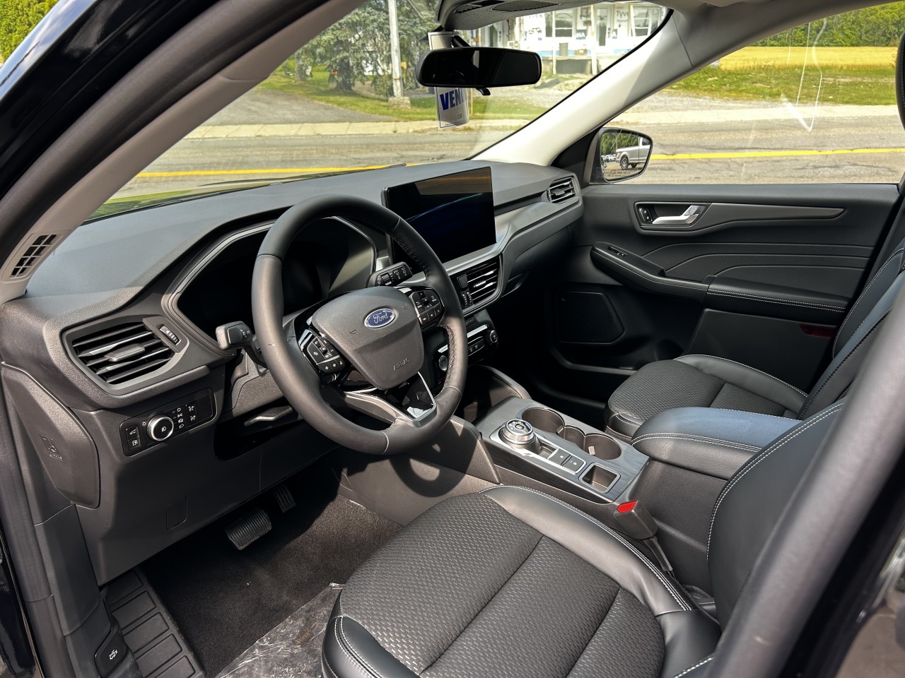 2025 Ford Escape PHEV Main Image