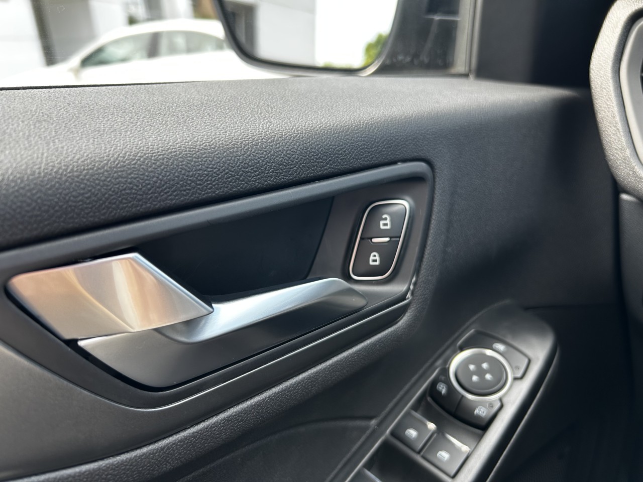 2025 Ford Escape PHEV Main Image