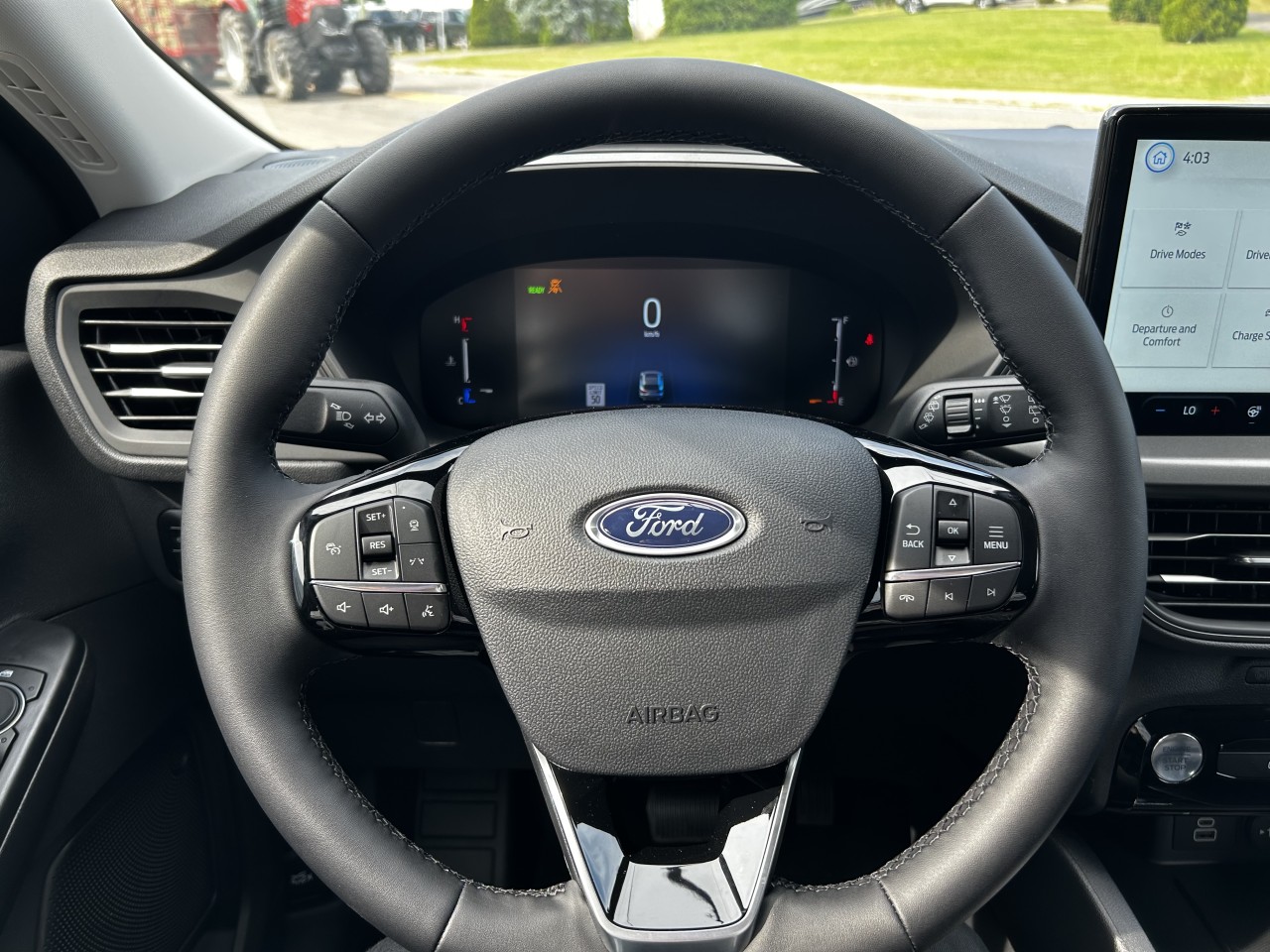 2025 Ford Escape PHEV Main Image