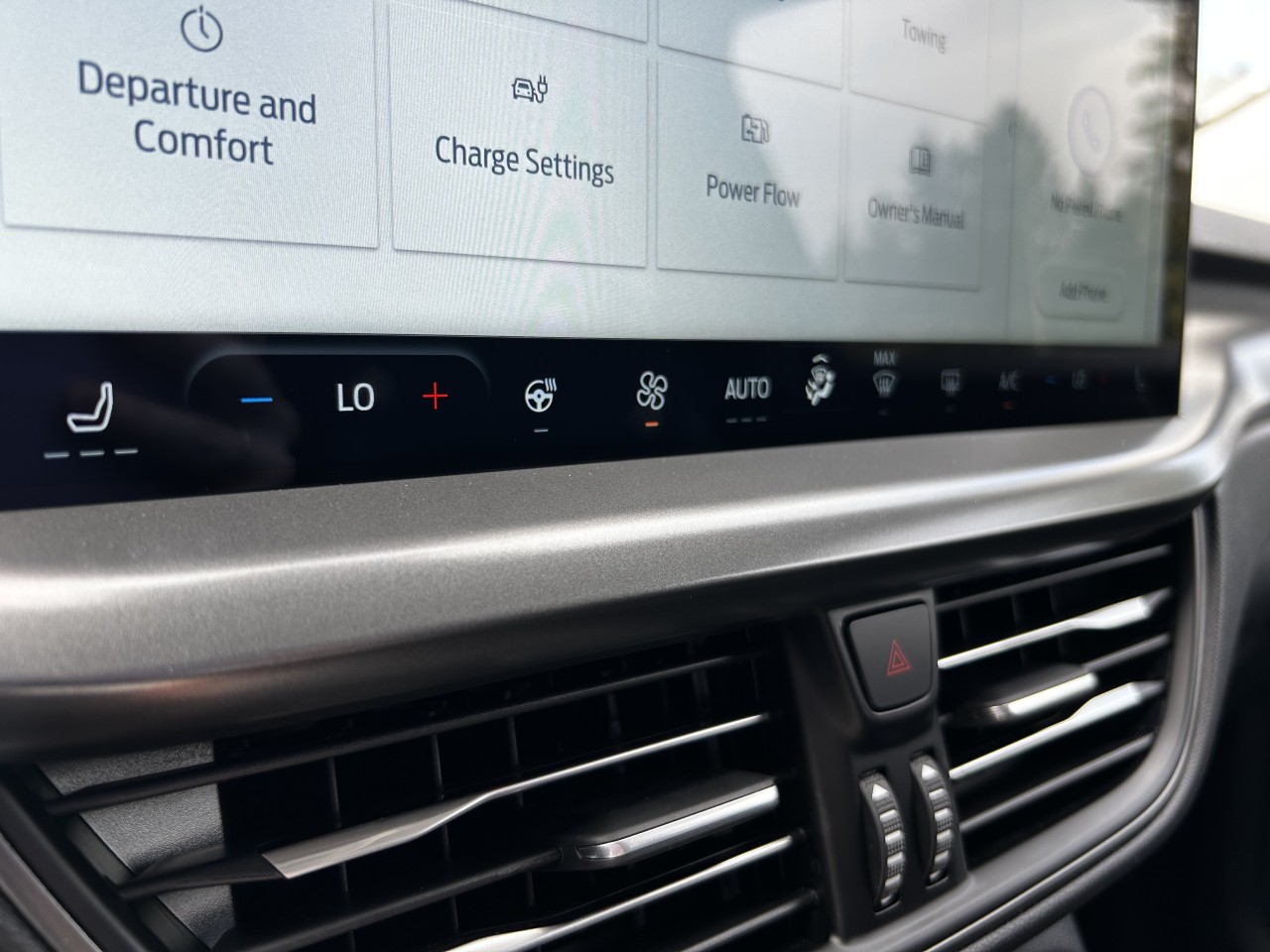 2025 Ford Escape PHEV Main Image