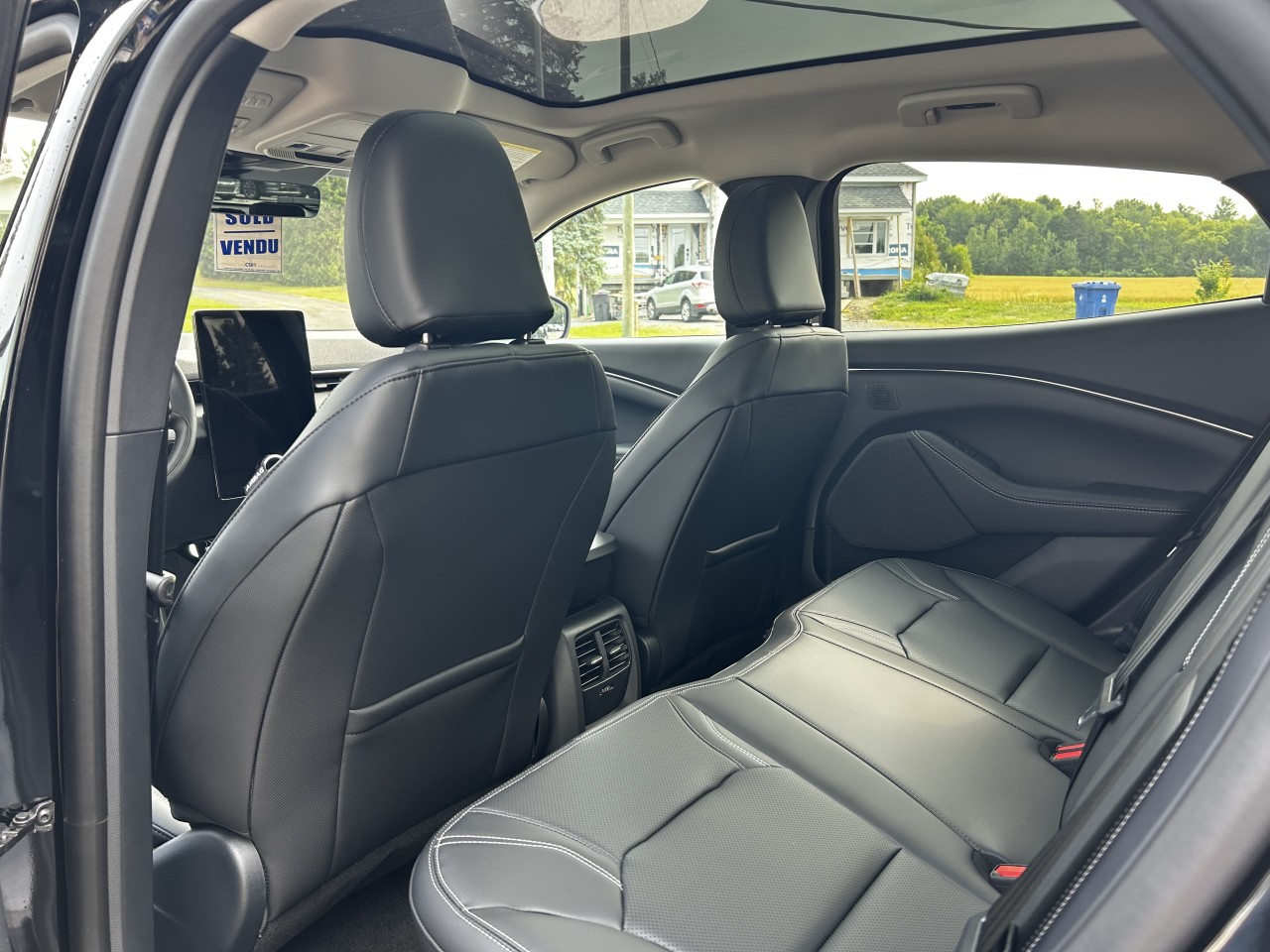 2026 Ford Mustang Mach-E PREMIUM AWD Main Image