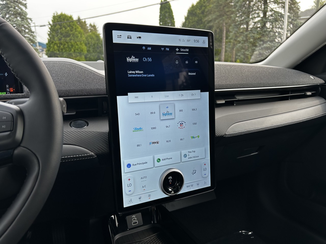 2026 Ford Mustang Mach-E PREMIUM AWD Main Image