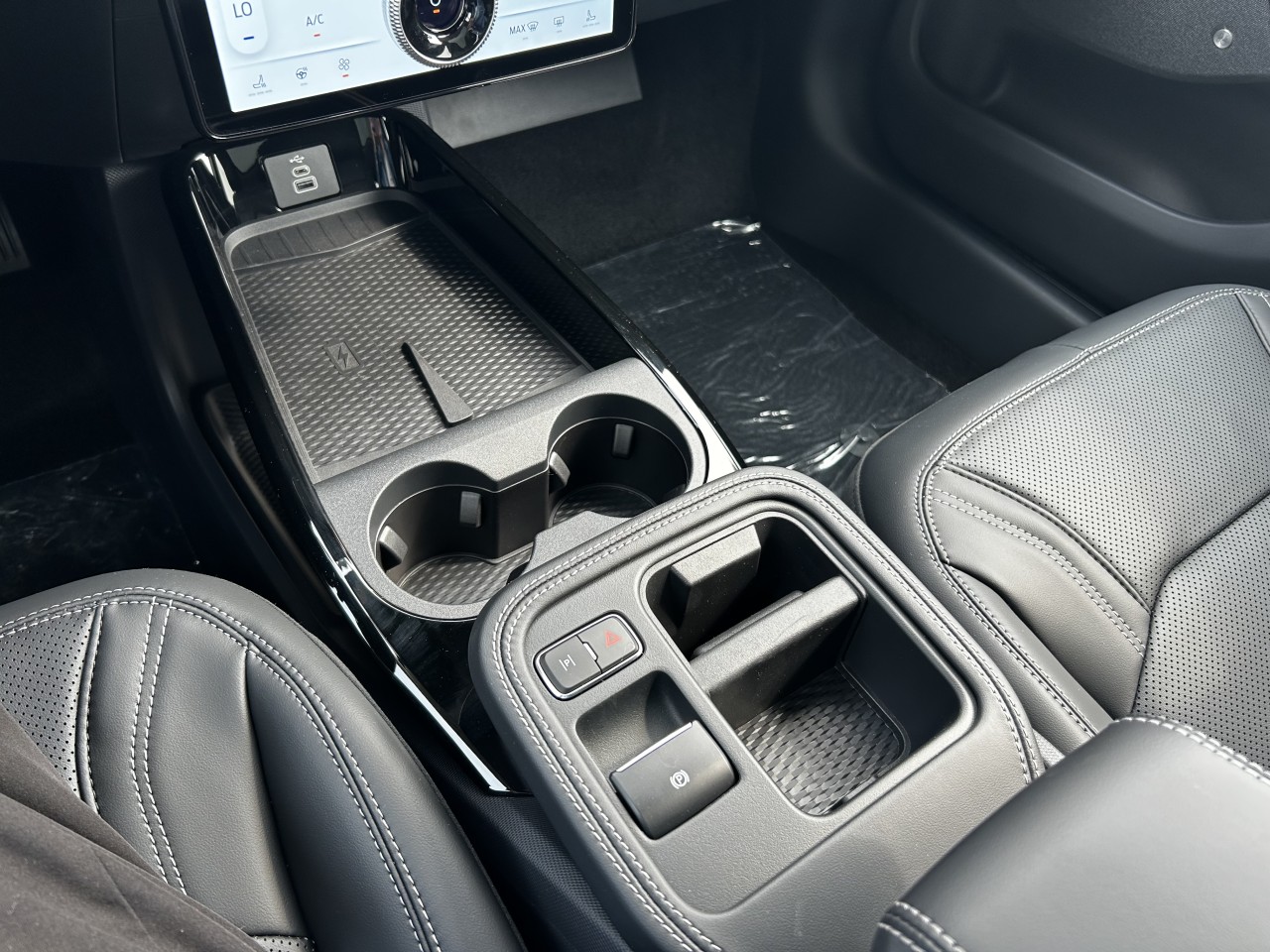 2026 Ford Mustang Mach-E PREMIUM AWD Main Image
