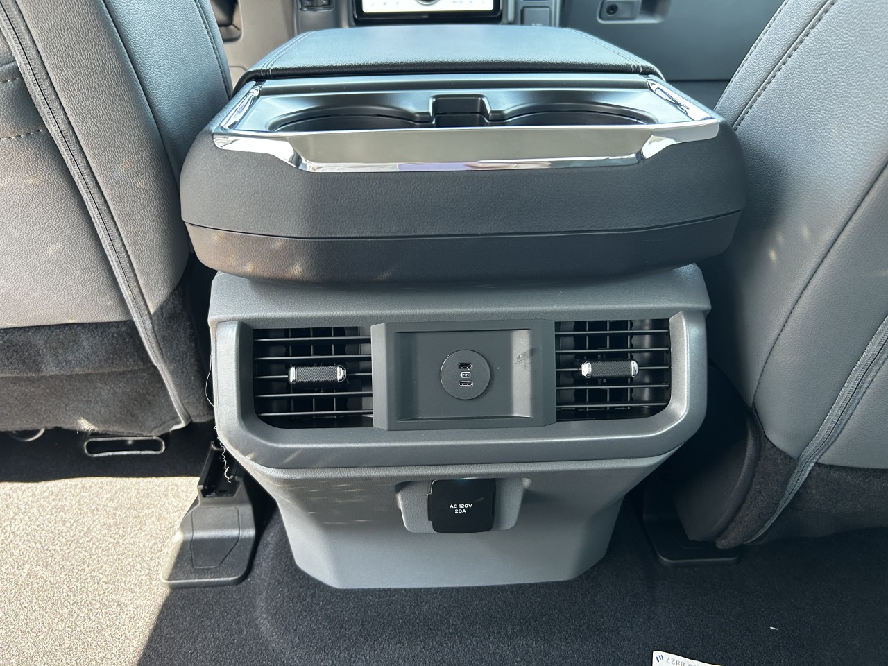 2025 Ford F-150 Lightning FLASH 4X4 Main Image