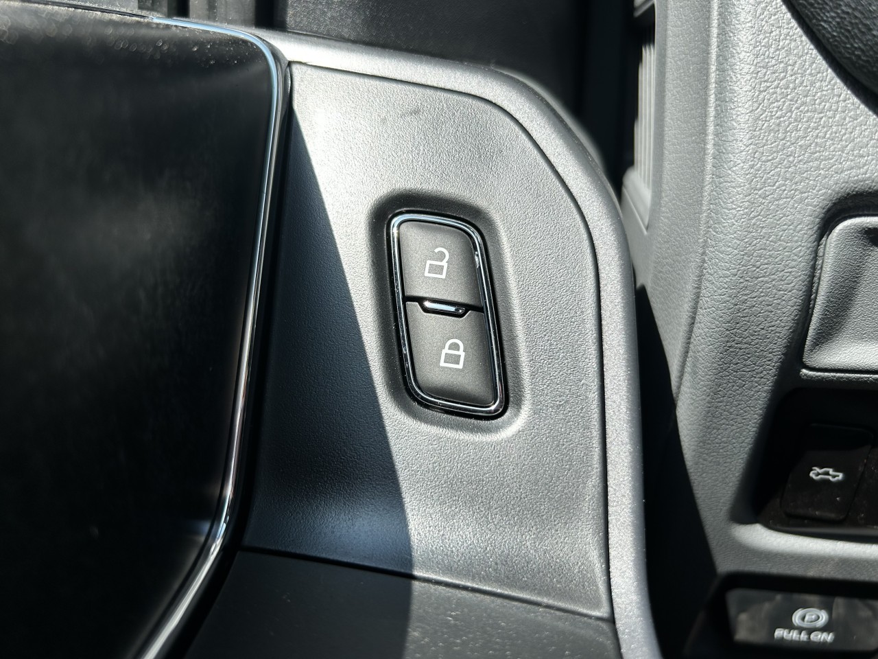 2025 Ford F-150 Lightning FLASH 4X4 Main Image