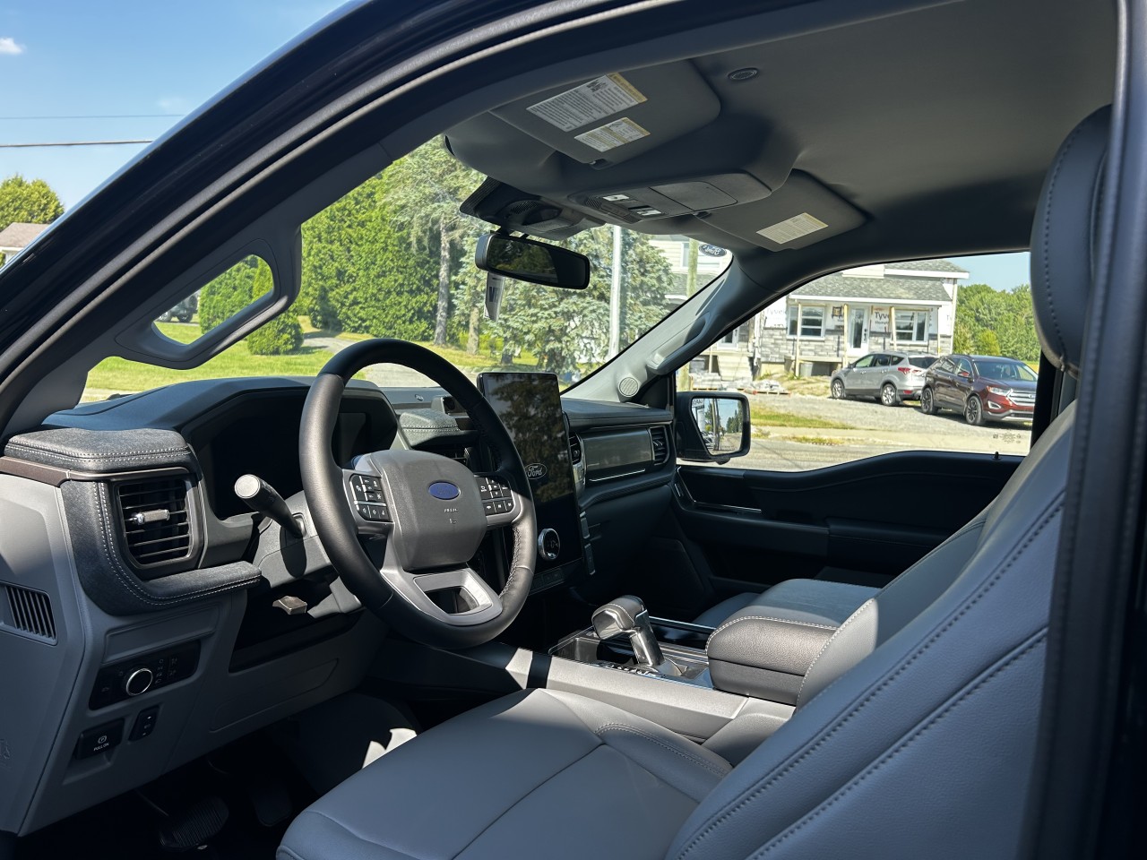 2025 Ford F-150 Lightning FLASH Main Image