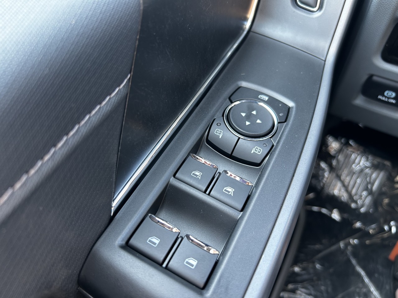 2025 Ford F-150 Lightning FLASH Main Image