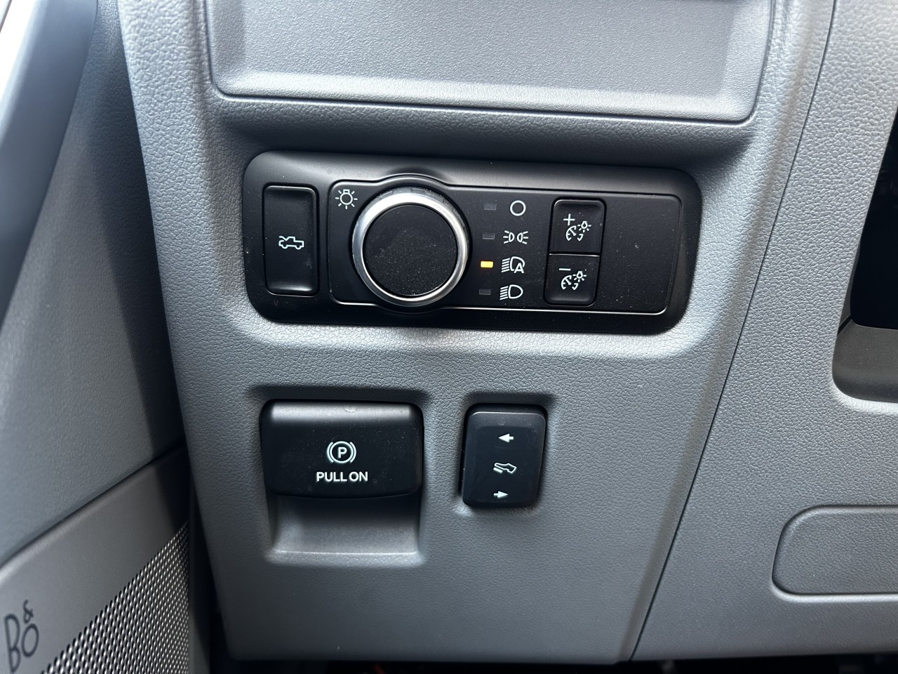 2025 Ford F-150 Lightning FLASH Main Image