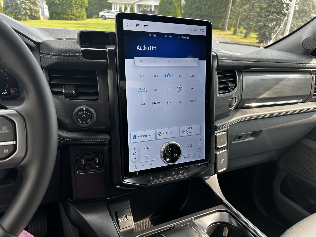 2025 Ford F-150 Lightning FLASH Main Image