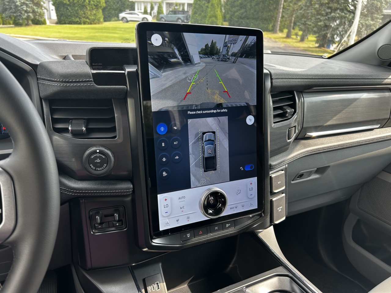 2025 Ford F-150 Lightning FLASH Main Image