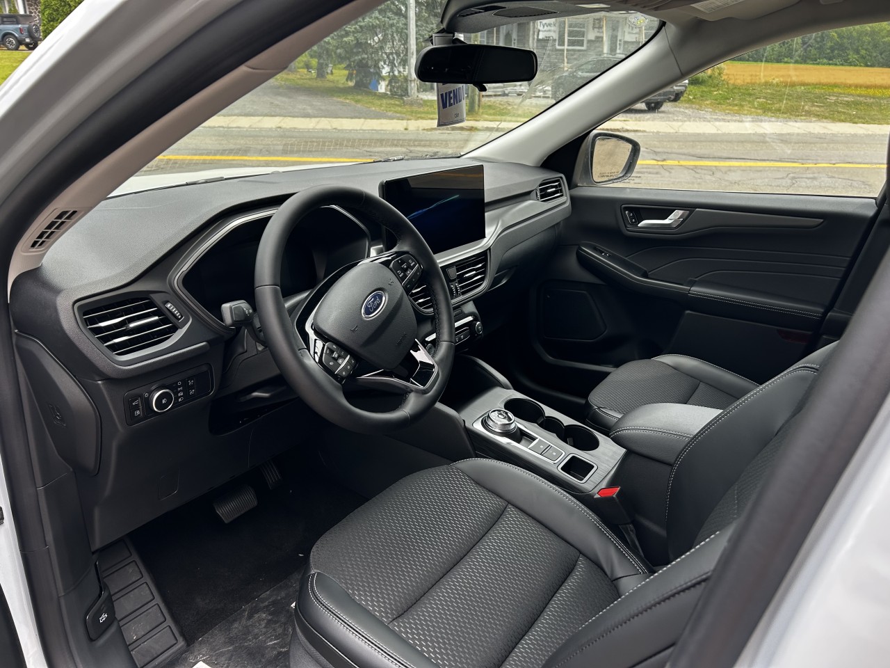 2025 Ford Escape PHEV Main Image