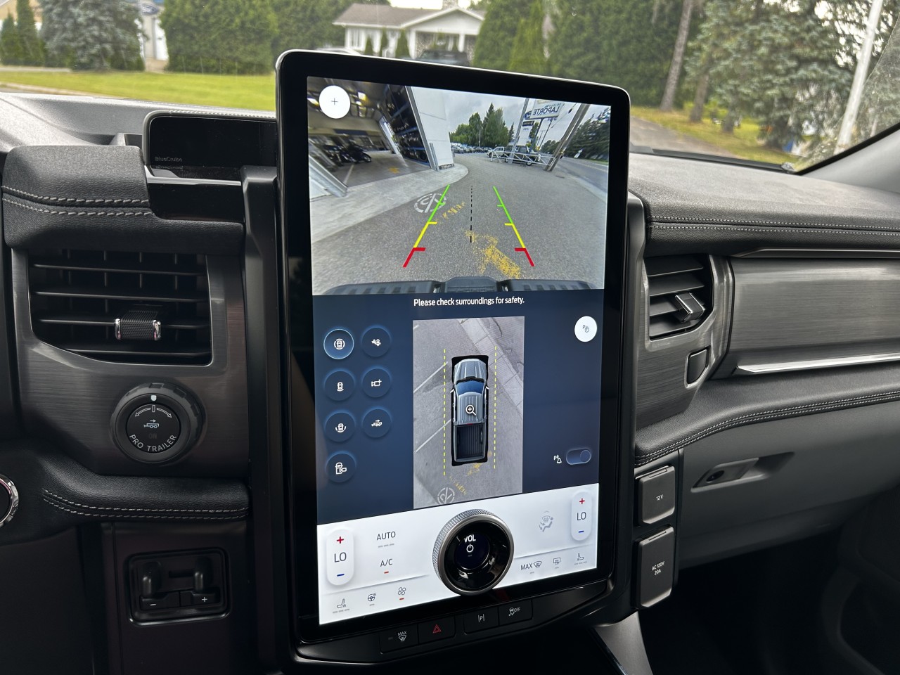2025 Ford F-150 Lightning FLASH Main Image