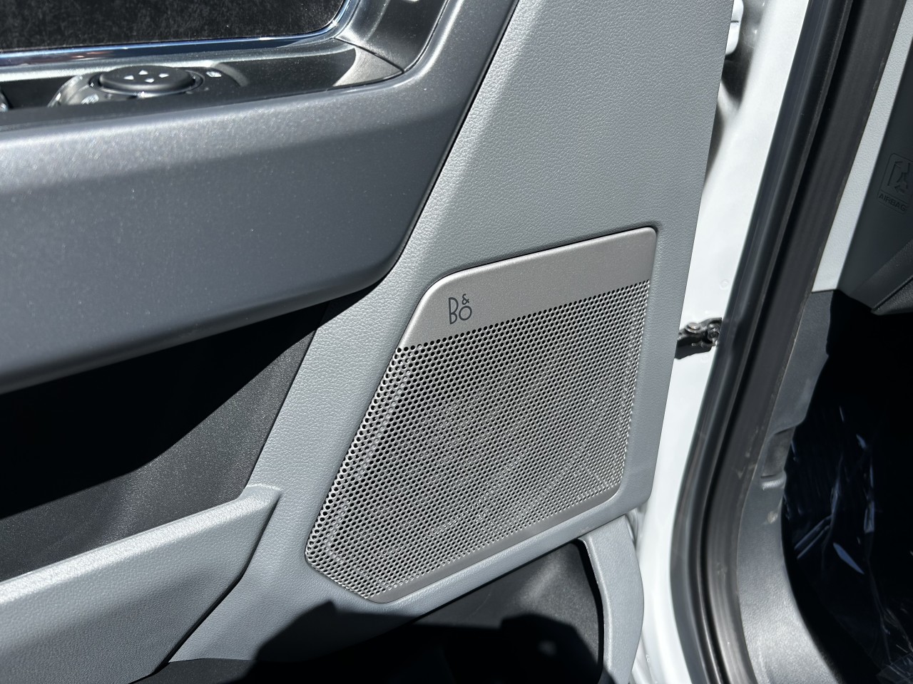 2025 Ford F-150 Lightning FLASH Main Image