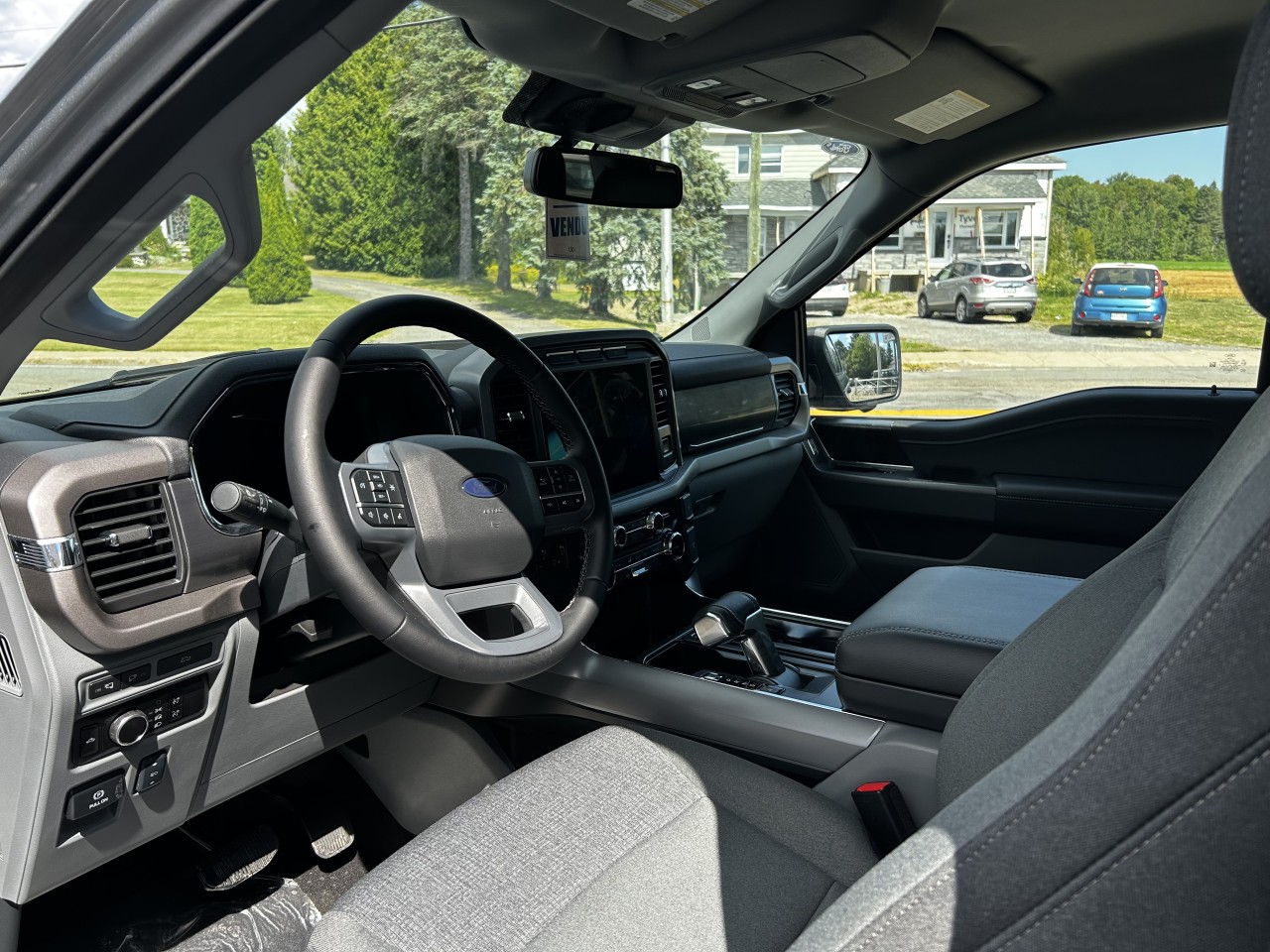 2024 Ford F-150 Lightning XLT 4x4 Main Image