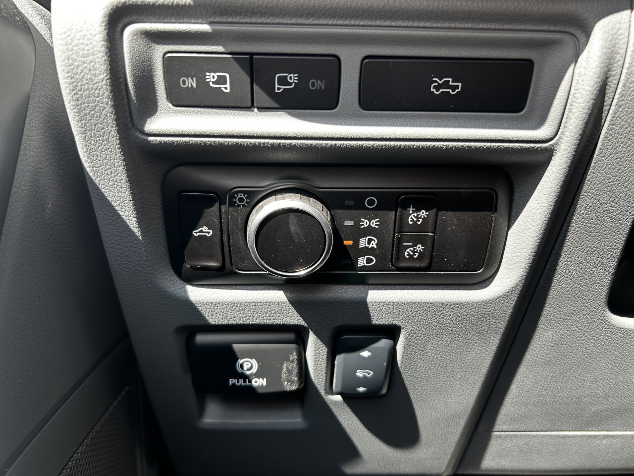2024 Ford F-150 Lightning XLT 4x4 Main Image