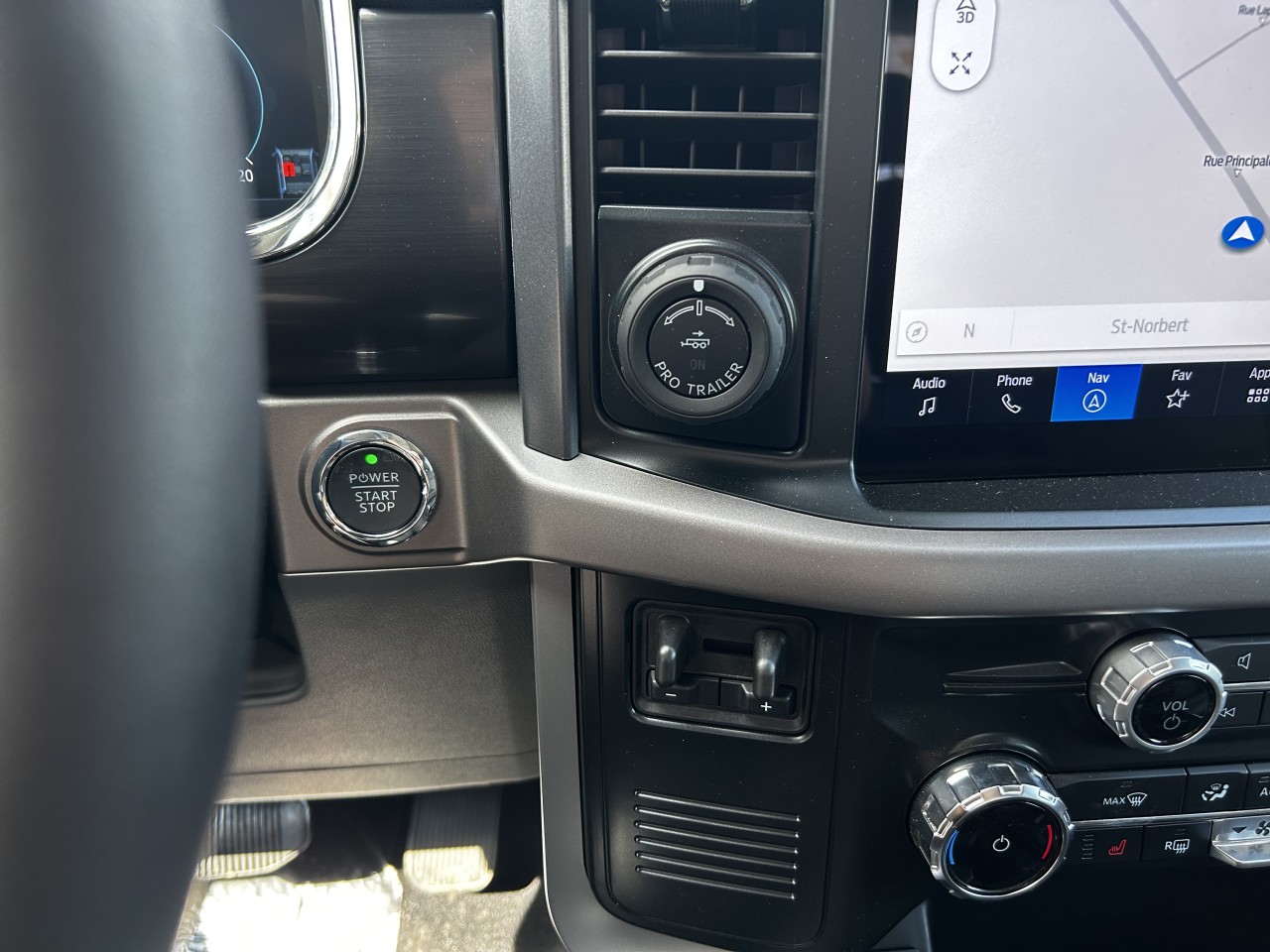 2024 Ford F-150 Lightning XLT 4x4 Main Image
