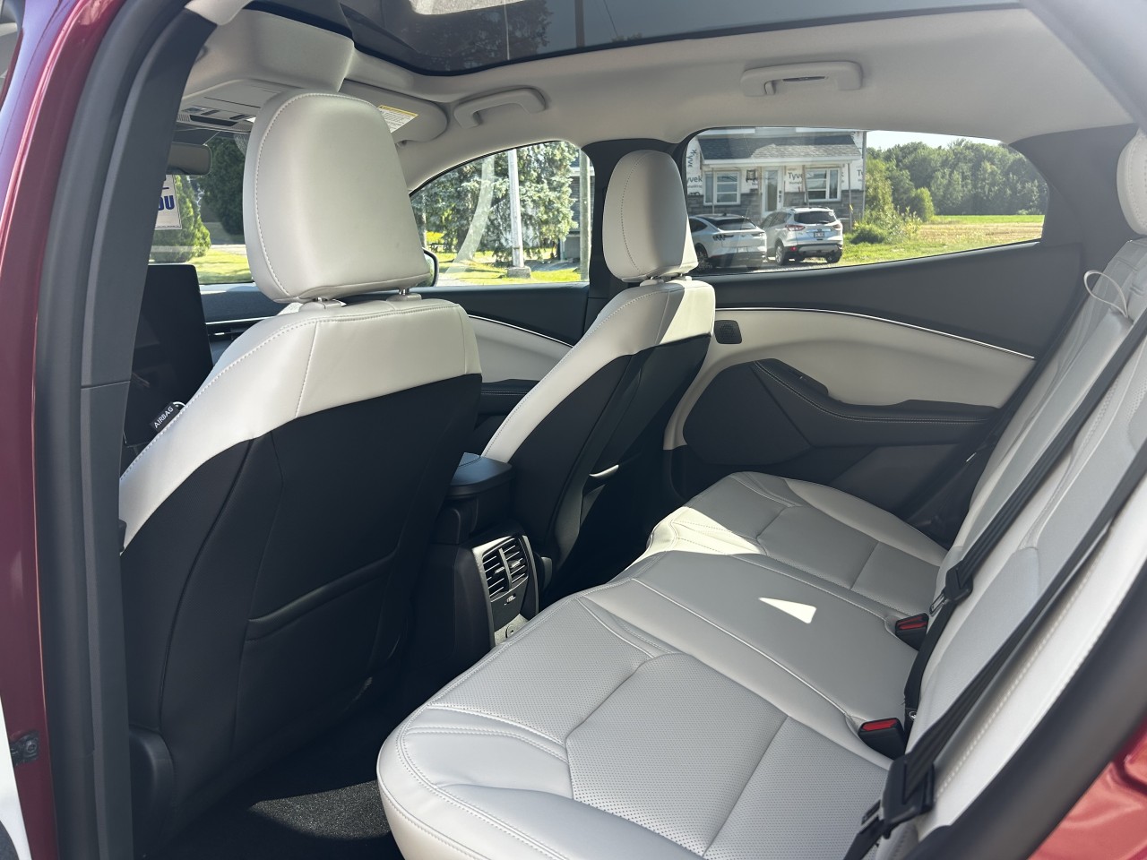 2025 Ford Mustang Mach-E Premium Main Image
