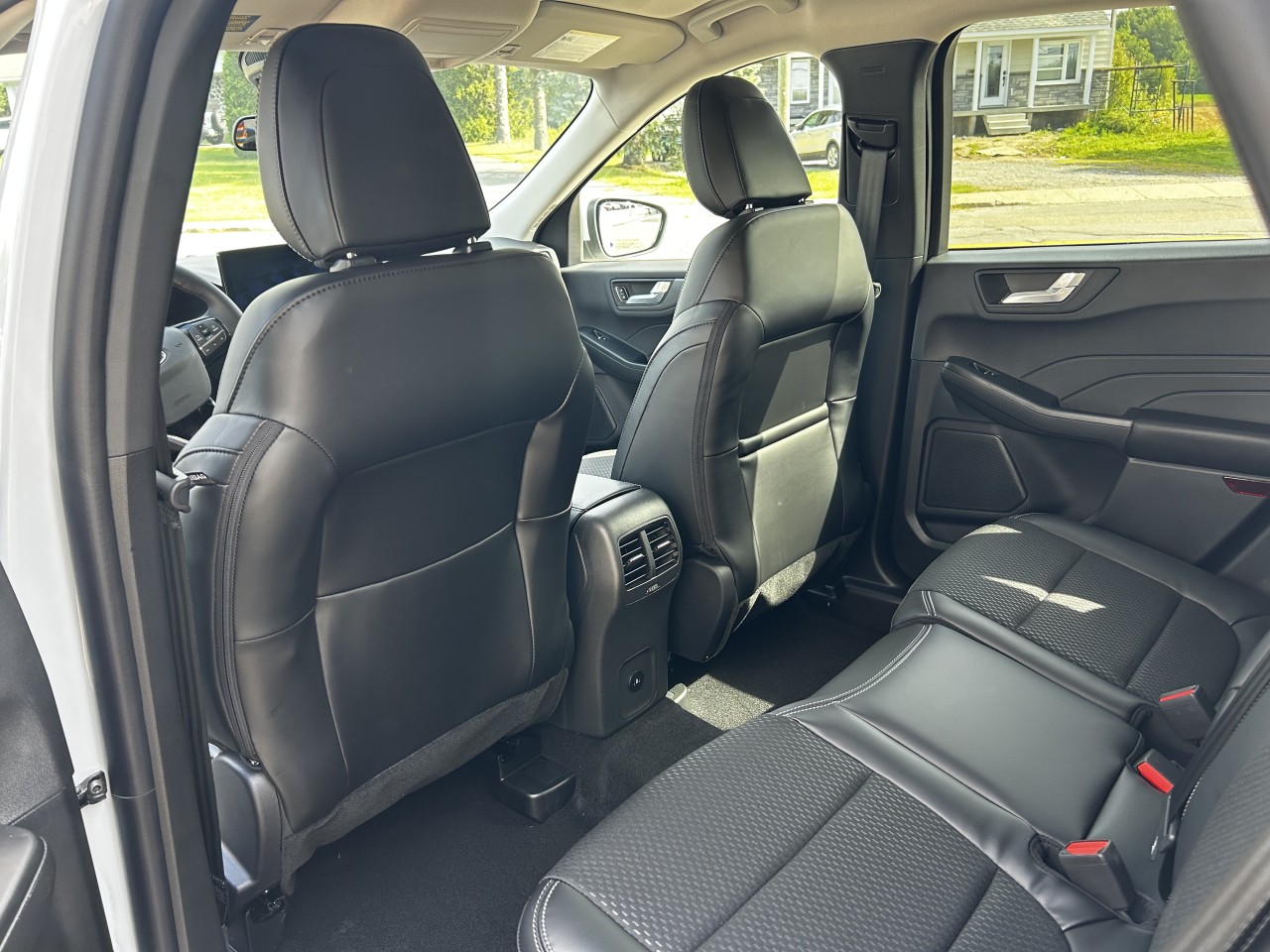 2025 Ford Escape PHEV Main Image