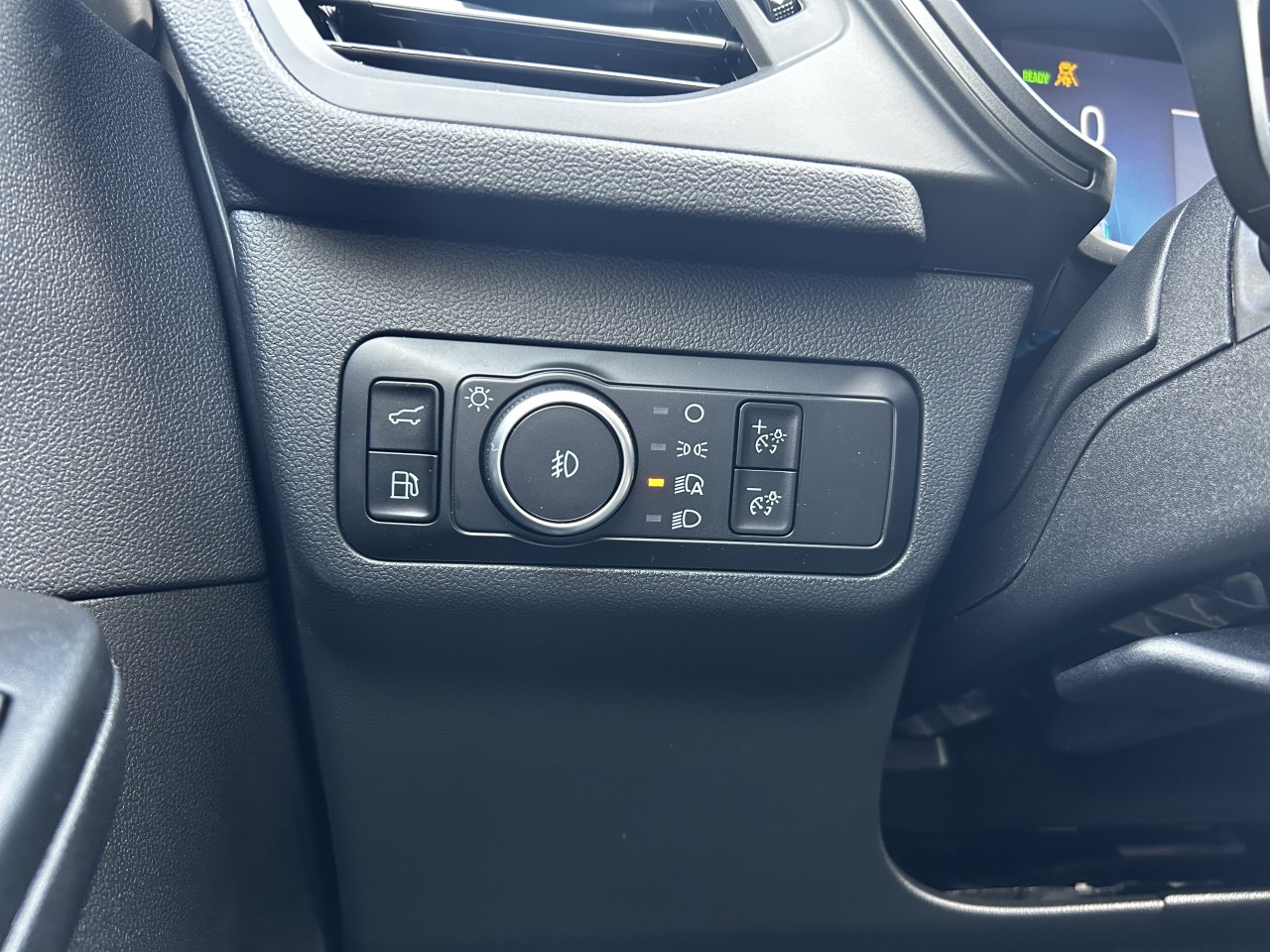 2025 Ford Escape PHEV Main Image