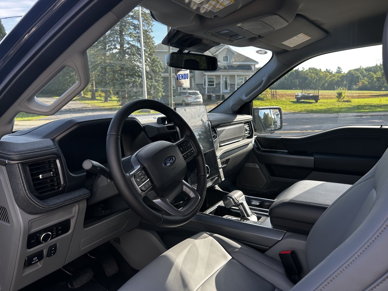 2025 Ford F-150 Lightning FLASH Main Image