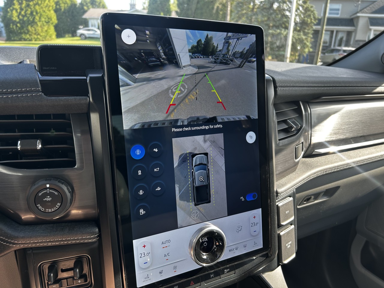 2025 Ford F-150 Lightning FLASH Main Image