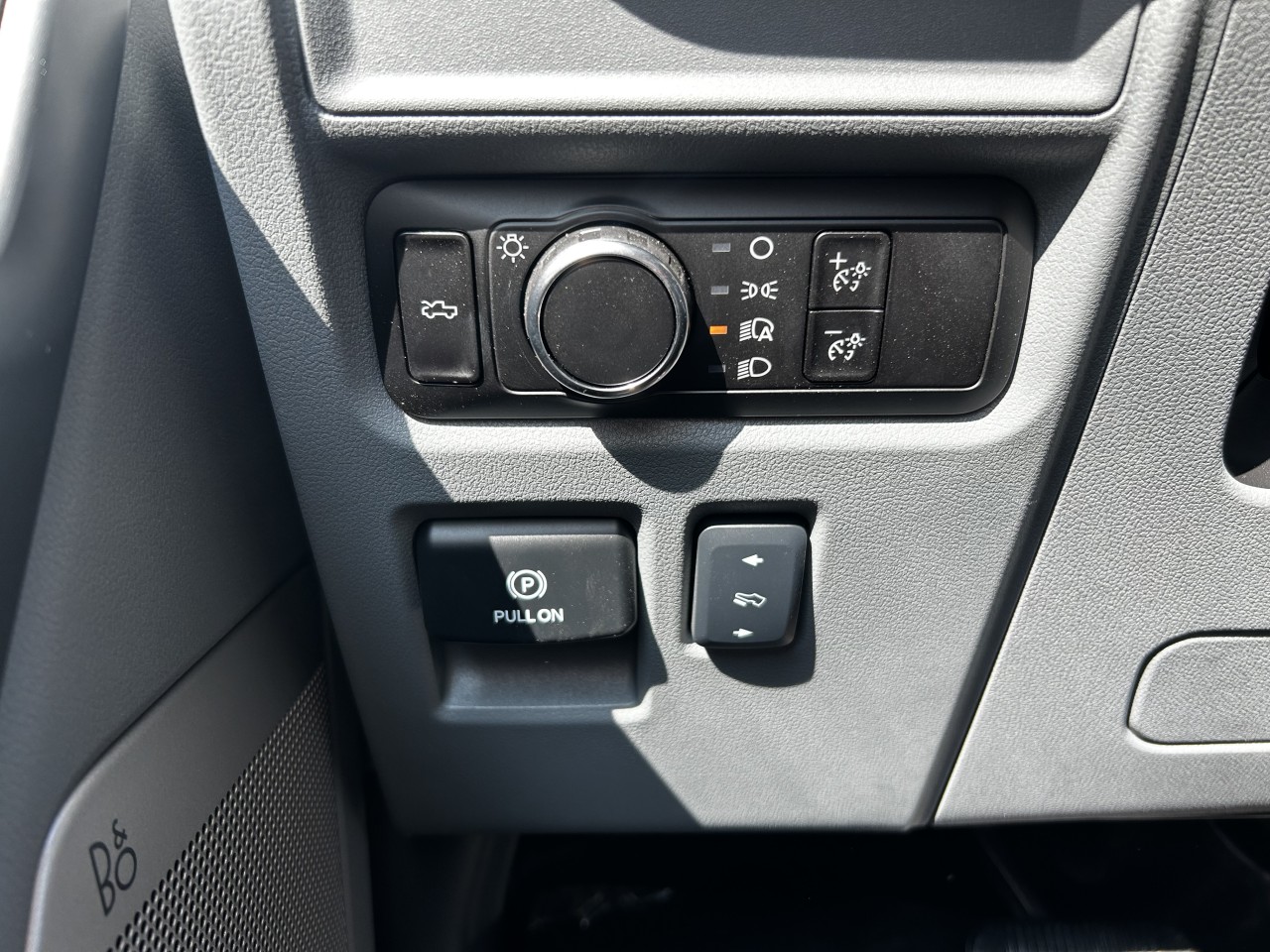 2025 Ford F-150 Lightning FLASH Main Image