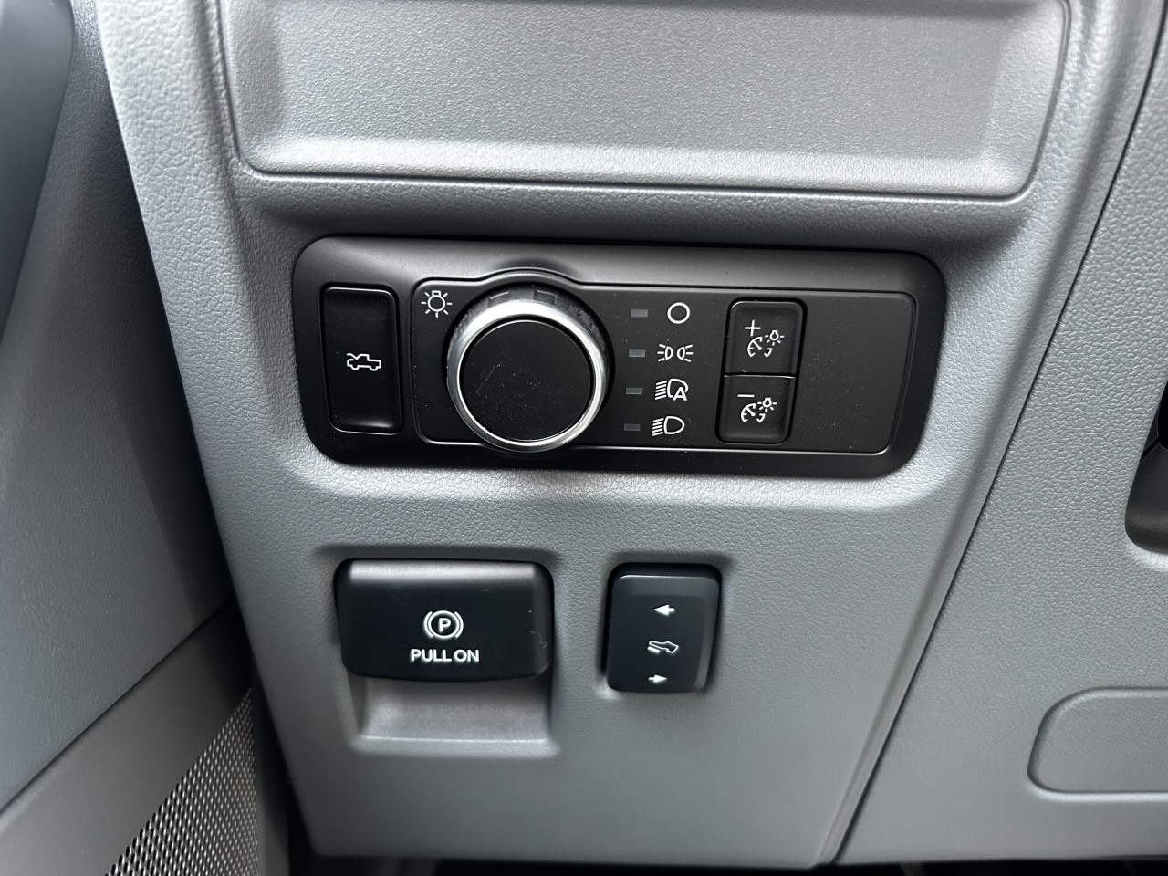 2025 Ford F-150 Lightning FLASH 4X4 Main Image