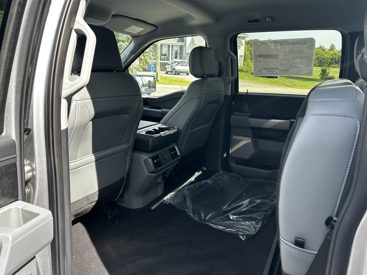 2025 Ford F-150 Lightning FLASH Main Image