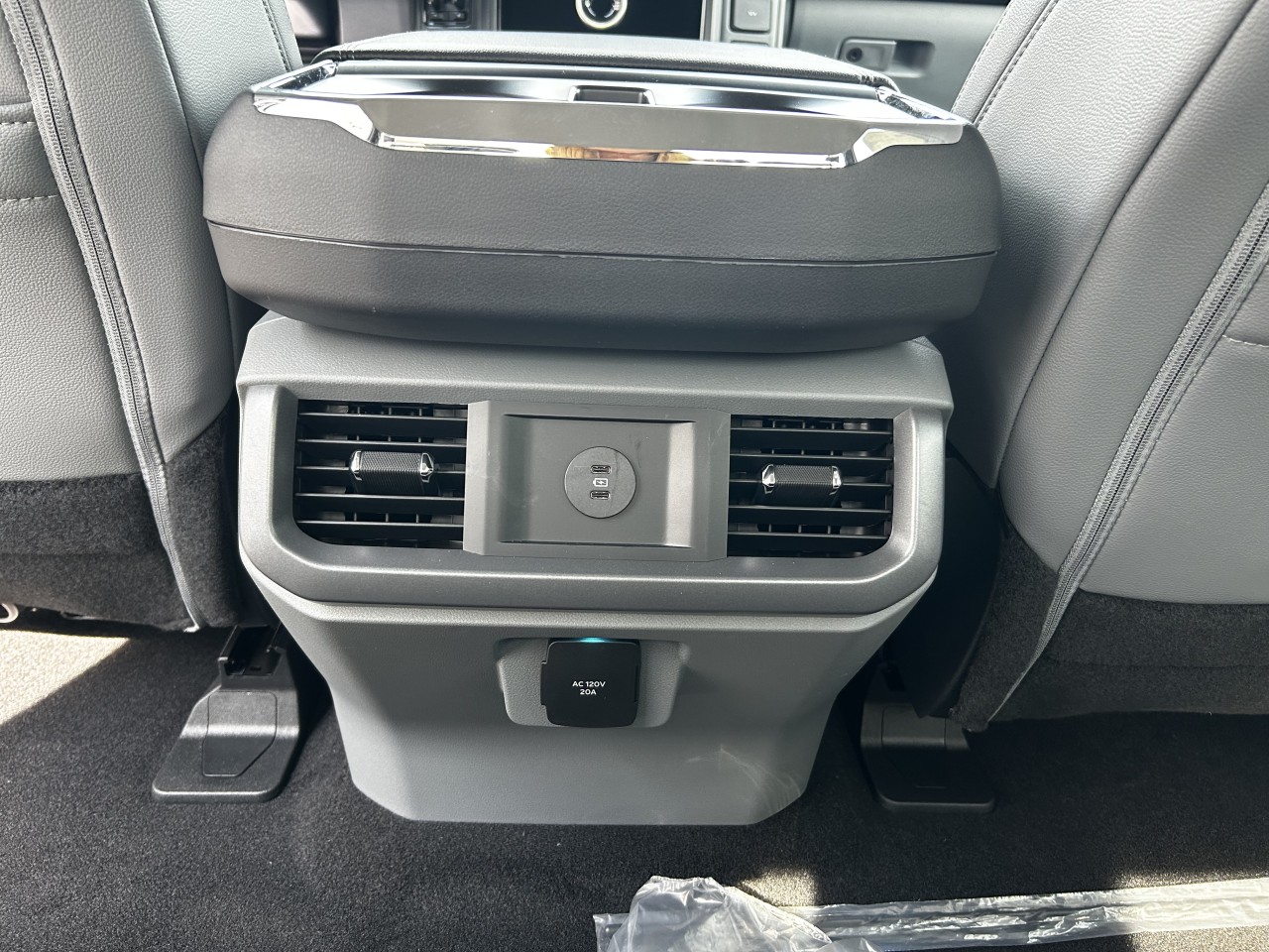 2025 Ford F-150 Lightning FLASH Main Image