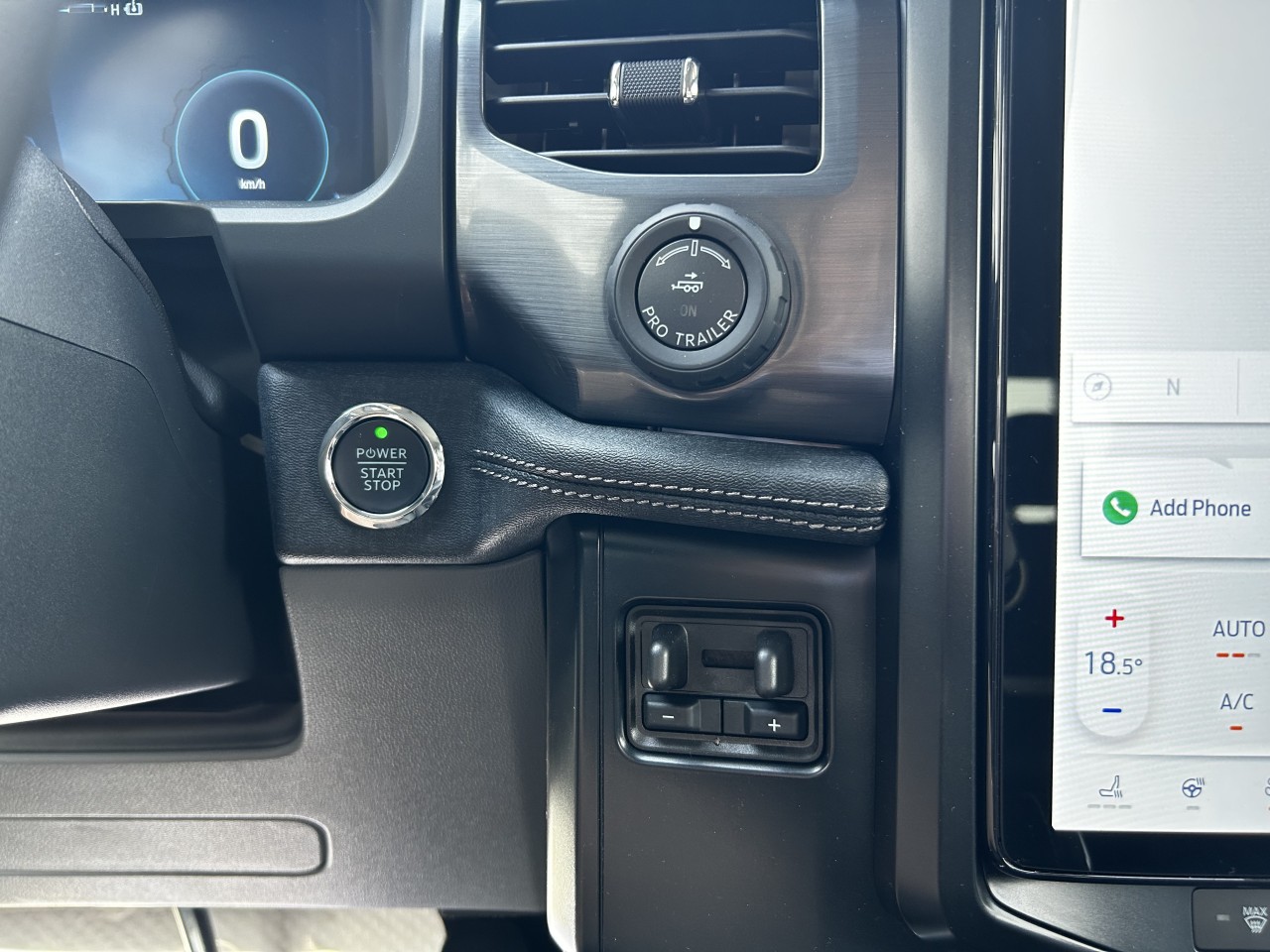 2025 Ford F-150 Lightning FLASH Main Image