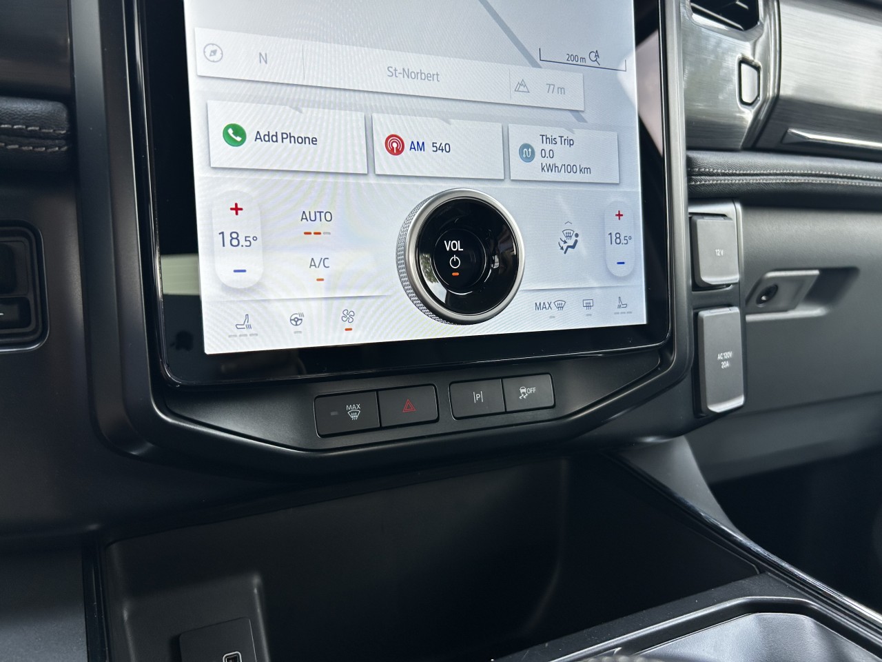 2025 Ford F-150 Lightning FLASH Main Image
