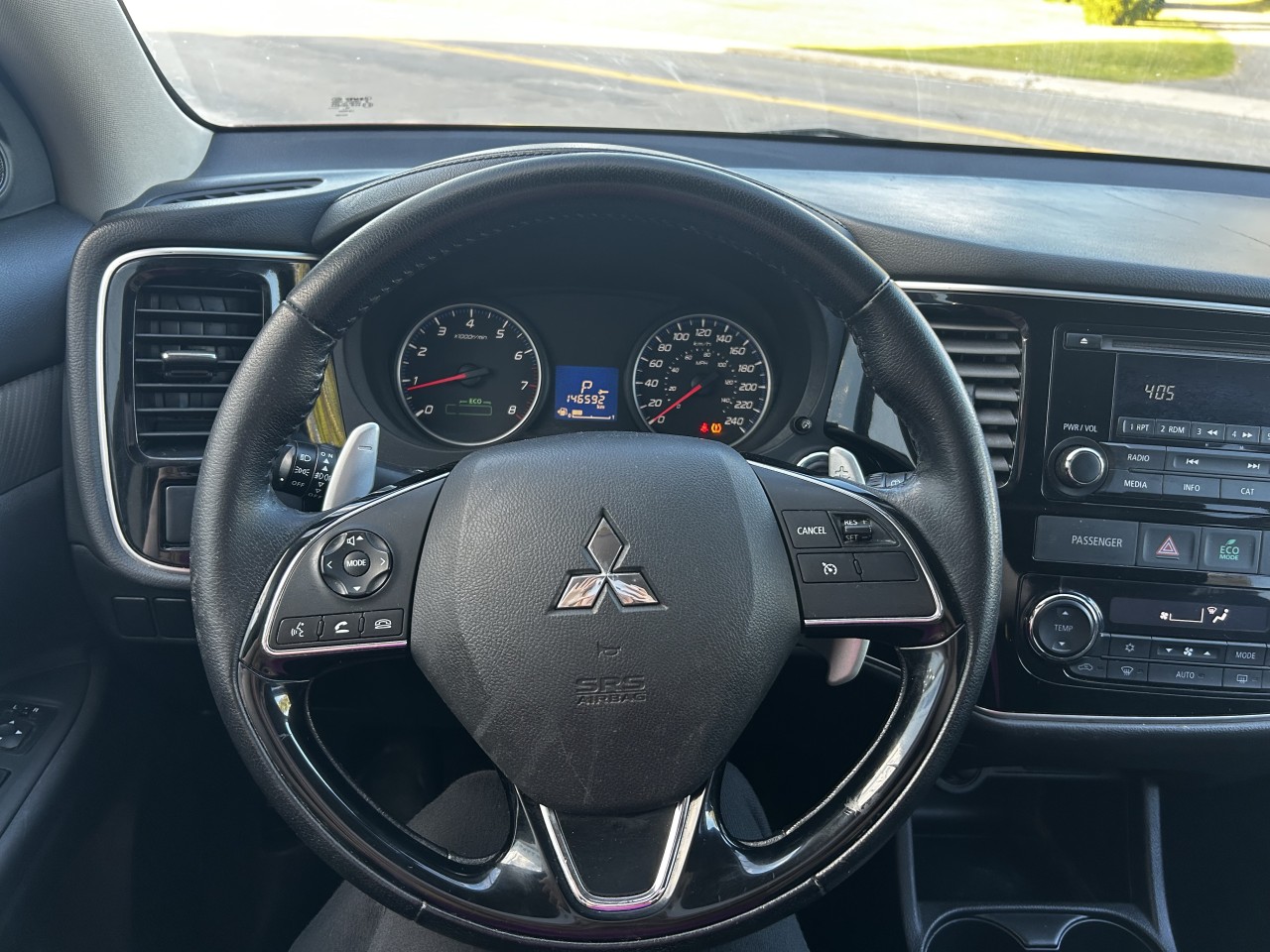 2016 Mitsubishi Outlander SE Main Image