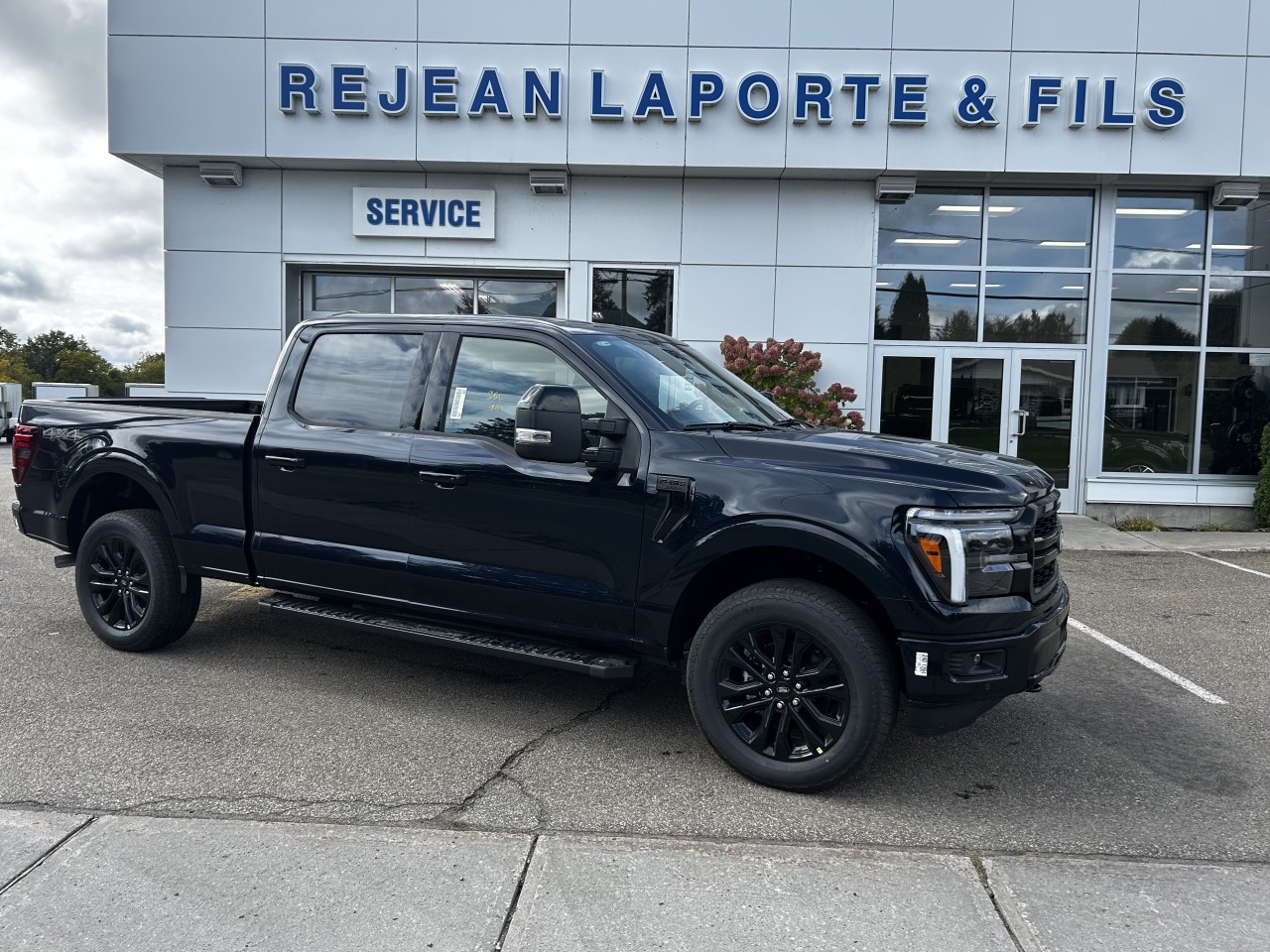 Ford 2025 F-150 LARIAT