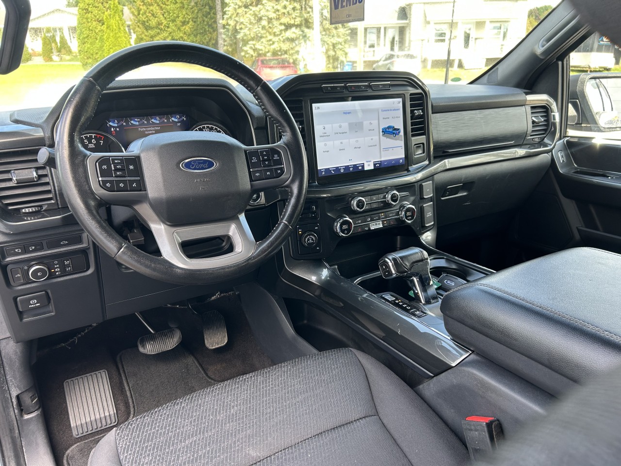 2021 Ford F-150 XLT Main Image