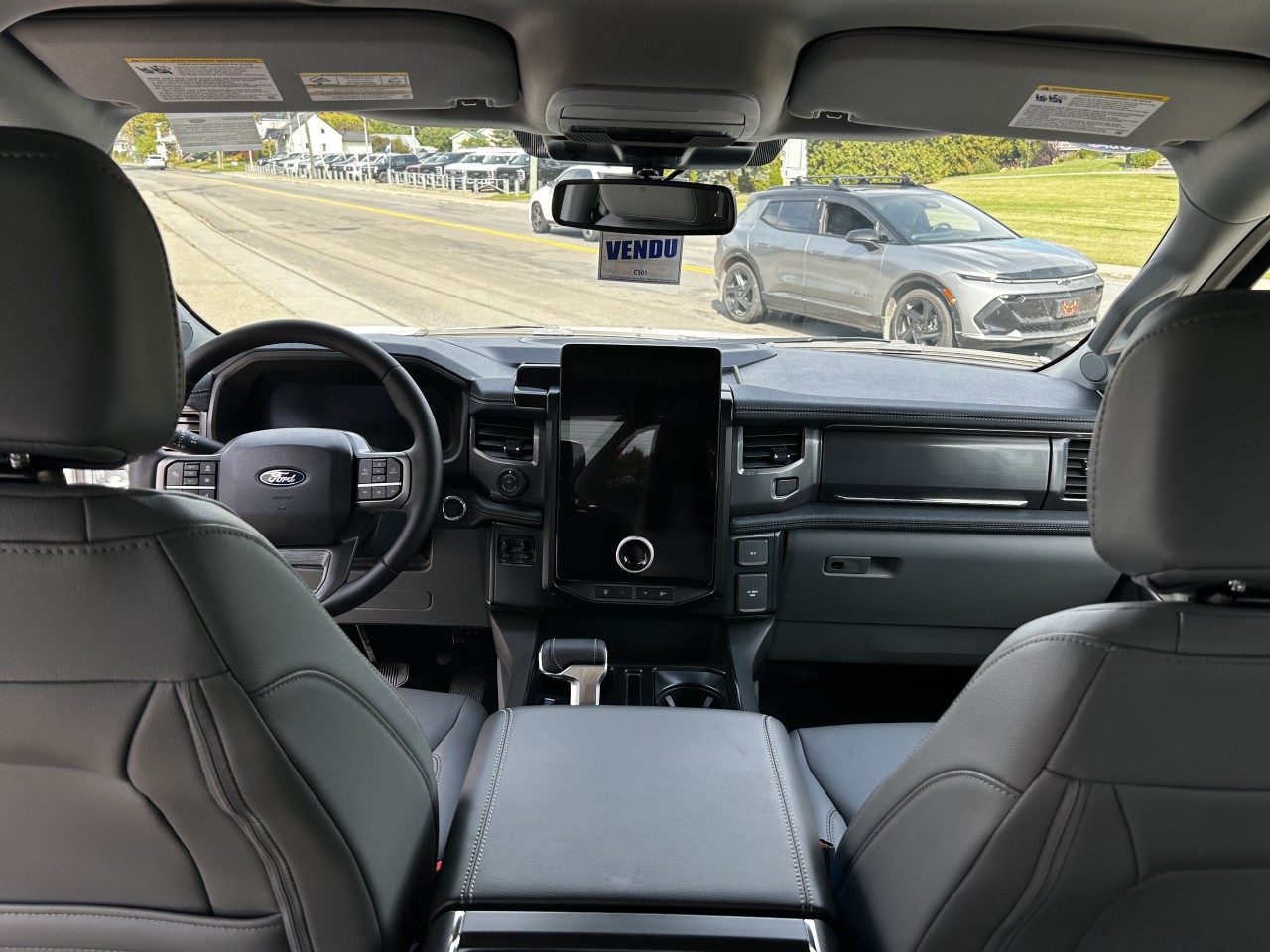 2025 Ford F-150 Lightning FLASH Main Image