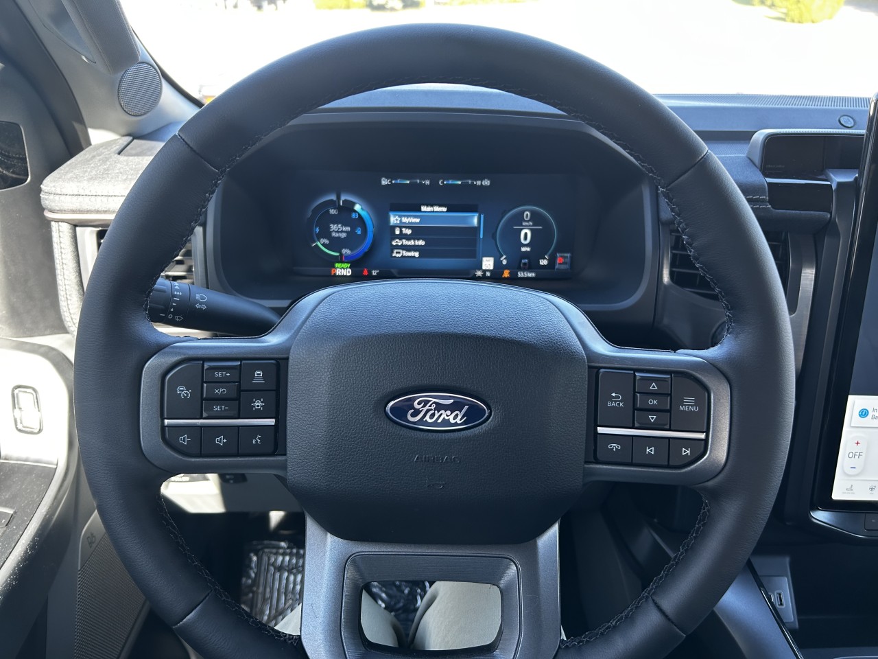 2025 Ford F-150 Lightning FLASH Main Image