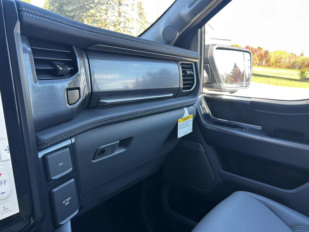 2025 Ford F-150 Lightning FLASH Main Image