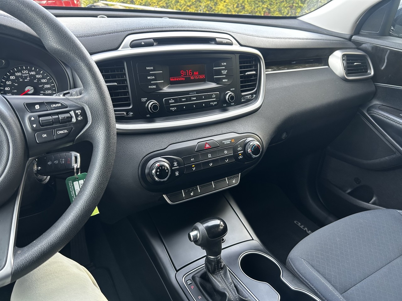 2016 Kia Sorento 2.4L LX Main Image