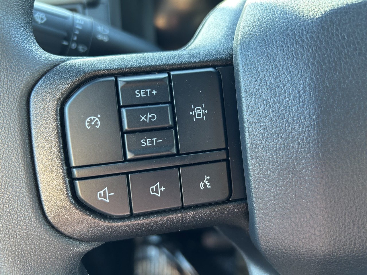 2025 Ford F-150 STX Main Image