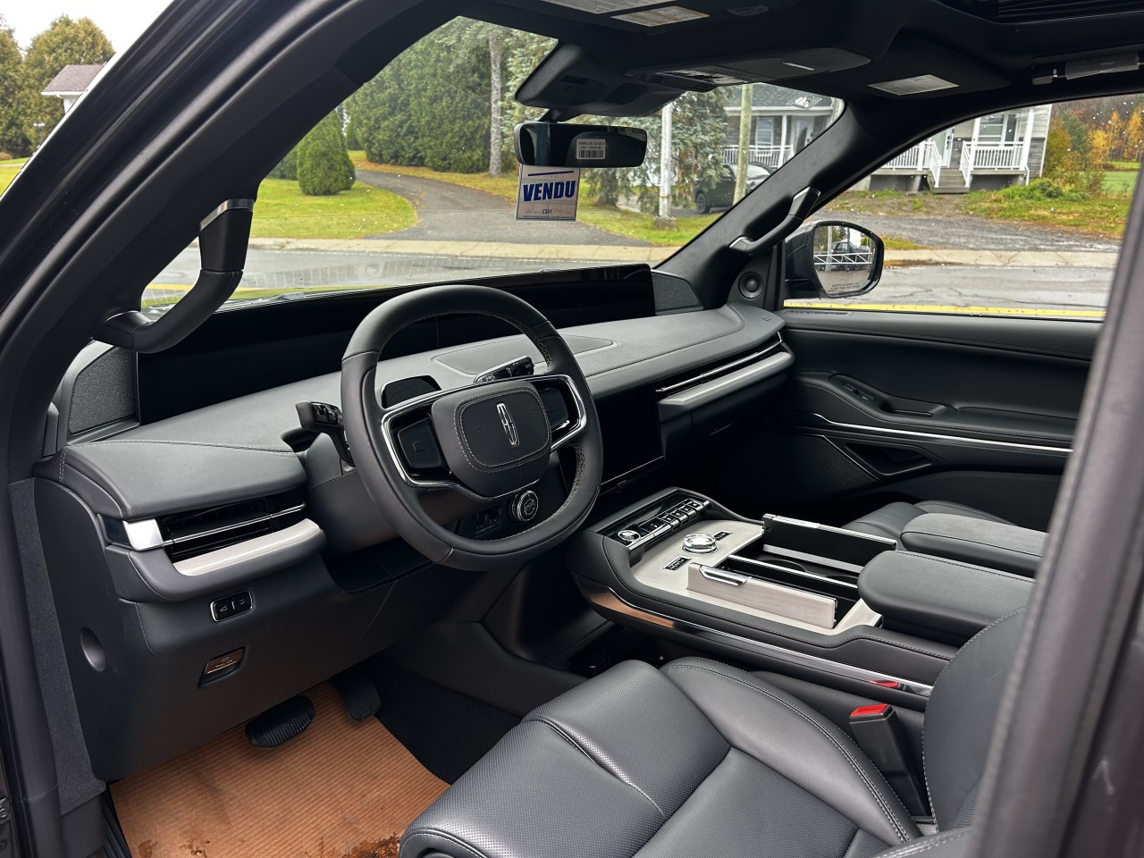 2025 Lincoln Navigator Reserve Main Image
