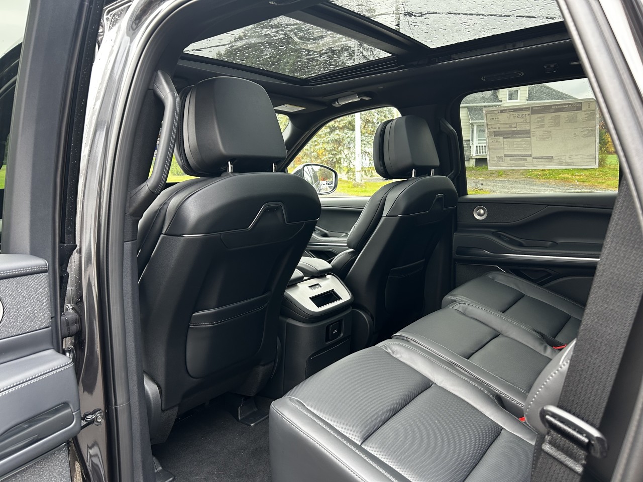 2025 Lincoln Navigator Reserve Main Image