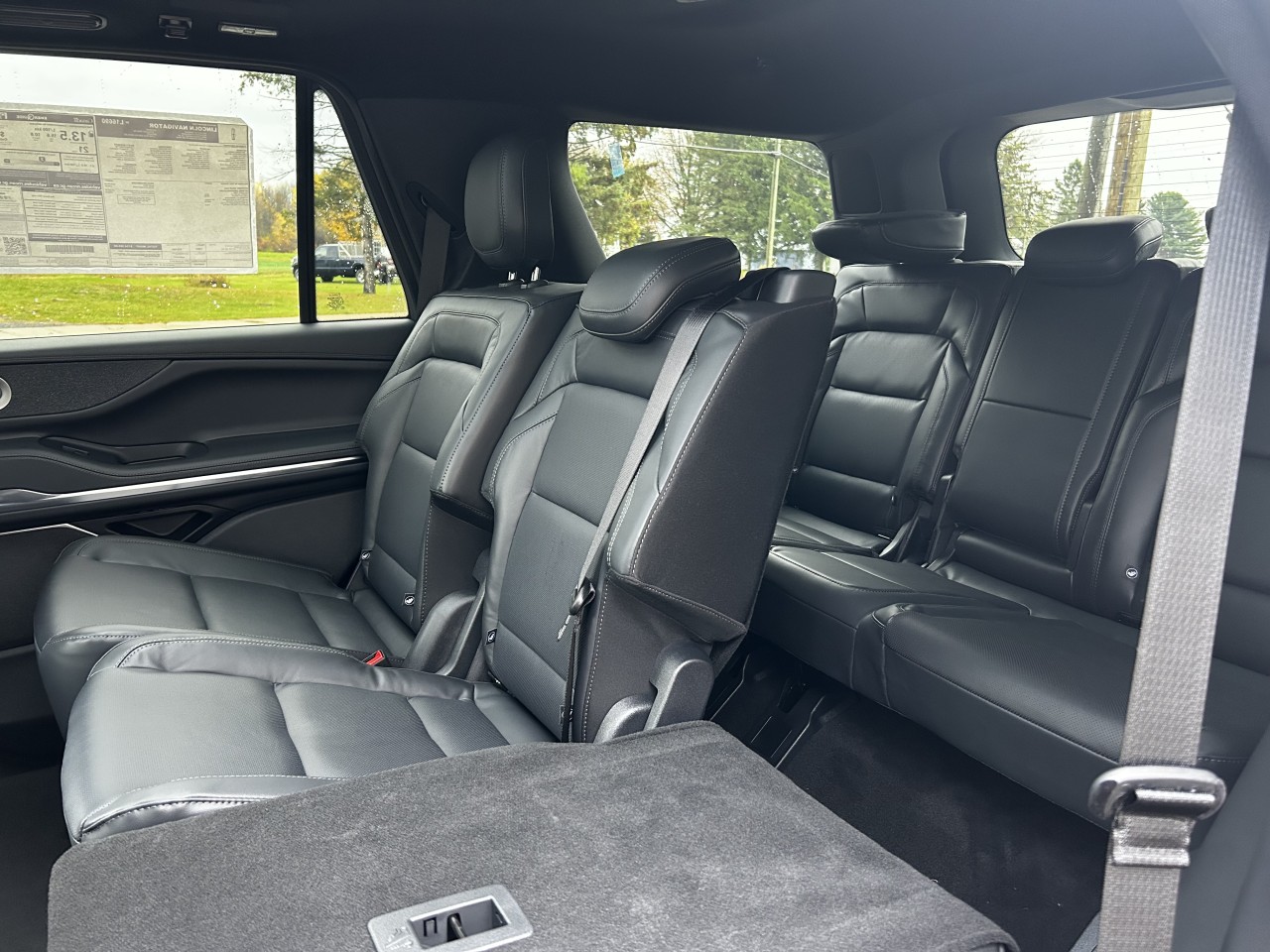 2025 Lincoln Navigator Reserve Main Image