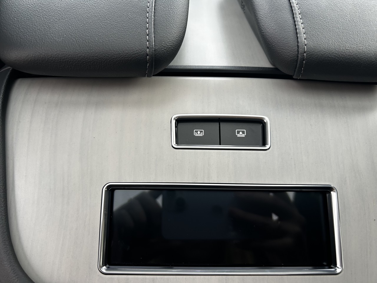 2025 Lincoln Navigator Reserve Main Image